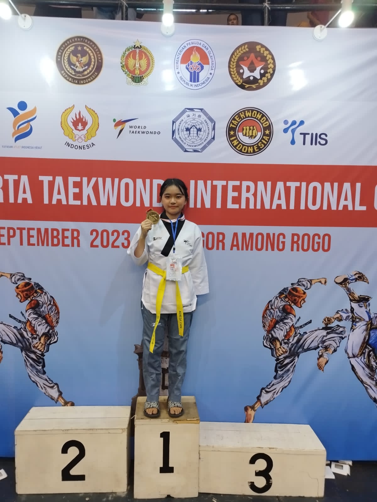 WINDA AYU LESTARI TAEKWONDO SMK BINA KARYA