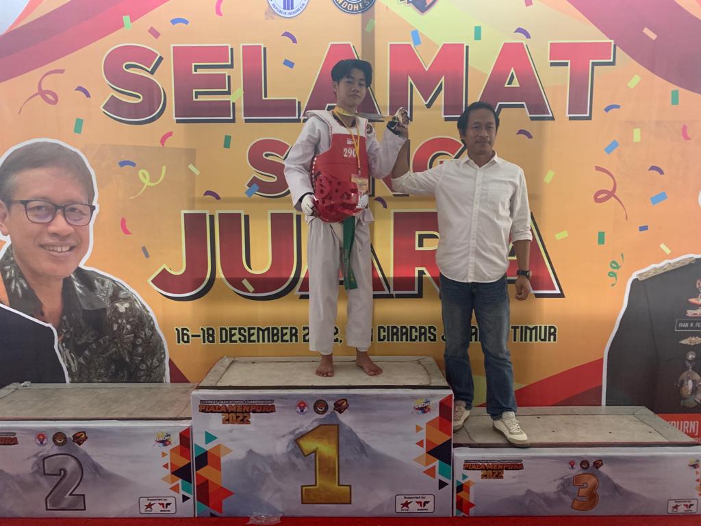 REVEN SETIAWAN  TAEKWONDO SMK BINA KARYA